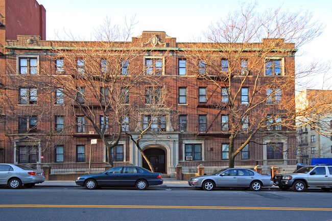 326 St Johns Pl in Brooklyn, NY - Foto de edificio - Building Photo