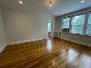 90 Kilsyth Rd, Unit 28 in Boston, MA - Building Photo - Building Photo