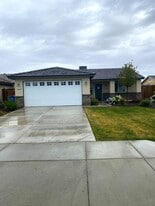 618 Candia Ave in Bakersfield, CA - Building Photo