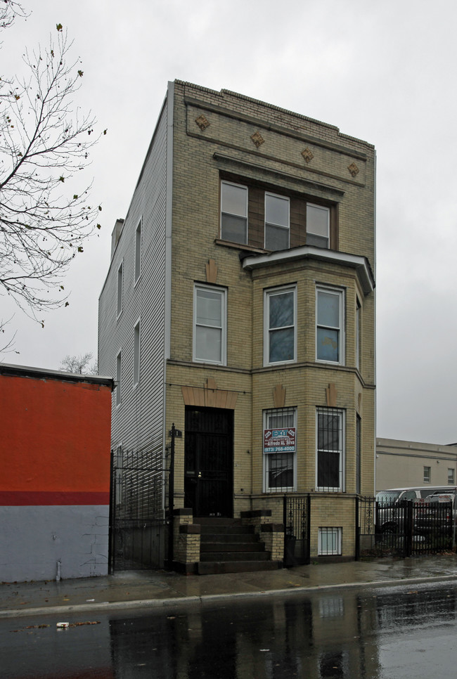 311 Broad St in Newark, NJ - Building Photo - Building Photo