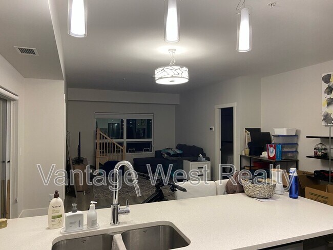191 Hollywood Rd S in Kelowna, BC - Building Photo - Building Photo