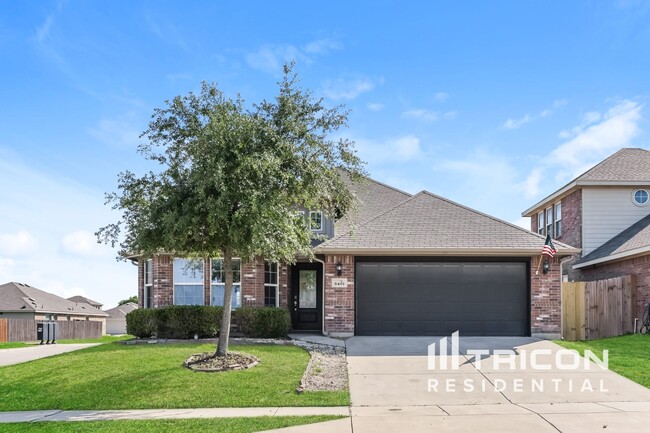 property at 5401 Creek Hill Ln