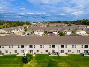 Redwood Wolverine Lake in Wolverine Lake, MI - Building Photo - Building Photo