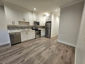 5483-5188 188 St in Surrey, BC - Building Photo - Building Photo