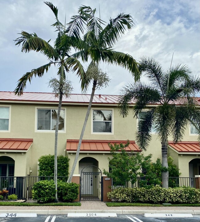 property at 342 Lake Monterey Cir