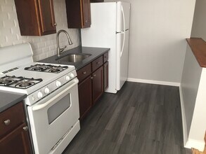 1757 W North Shore Ave-Unit -1B in Chicago, IL - Building Photo - Building Photo