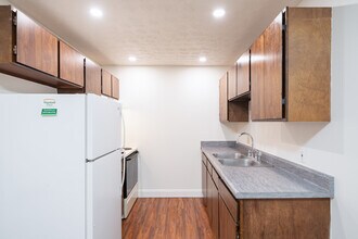 Waveland Place Apartments in Lizton, IN - Foto de edificio - Interior Photo