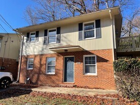 503-A Hamlin St in Asheboro, NC - Building Photo