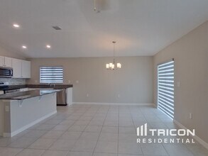 3268 Eagle Hammock Cir in Kissimmee, FL - Foto de edificio - Building Photo