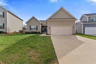 7052 Stone Meade Ct. in Bowling Green, KY - Building Photo