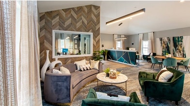 ReNew Cross Creek in St. Louis, MO - Foto de edificio - Building Photo