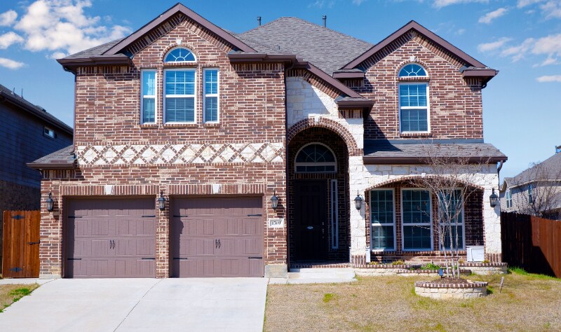 1309 Needle Cactus Dr in Fort Worth, TX - Foto de edificio