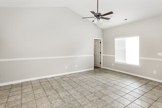 1039 Sandy Point Dr SW in Concord, NC - Building Photo - Building Photo