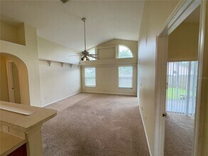 2546 Siena Way in Valrico, FL - Building Photo - Building Photo