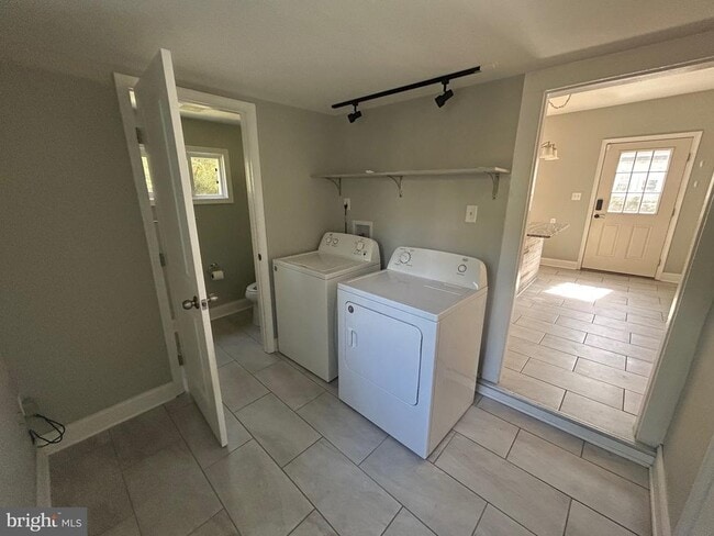 211 E Market St in Snow Hill, MD - Building Photo - Building Photo