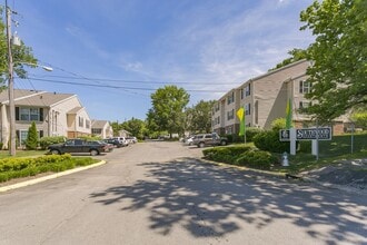 Southwood Apartments in Nashville, TN - Foto de edificio - Building Photo