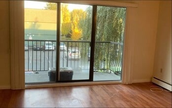 8131 Ryan Rd in Richmond, BC - Building Photo - Building Photo