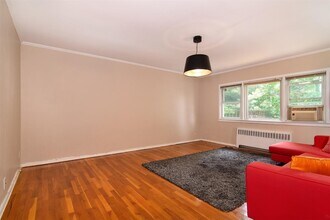 140 N Broadway in Irvington, NY - Building Photo - Building Photo