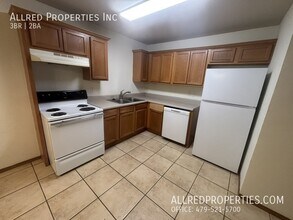 307 E Asher Ct in Rogers, AR - Building Photo - Building Photo