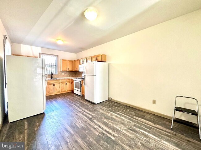 2156 N Carlisle St in Philadelphia, PA - Building Photo - Building Photo