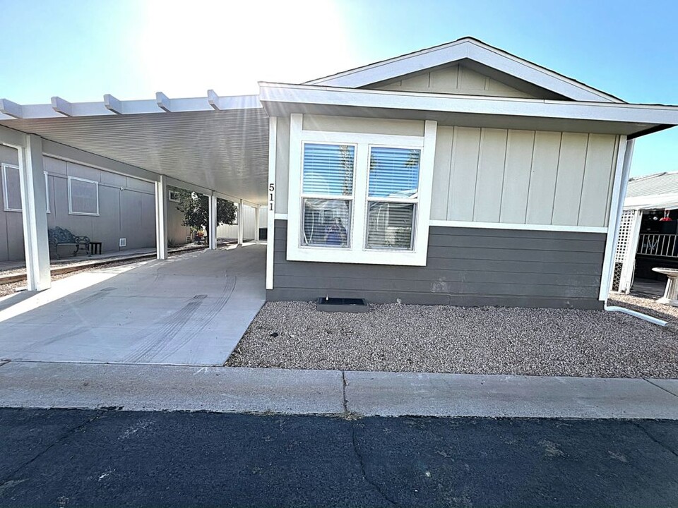 8865 E Baseline Rd in Mesa, AZ - Building Photo