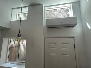 5413 W 118th St, Unit 1bed 1bath in Inglewood, CA - Foto de edificio - Building Photo