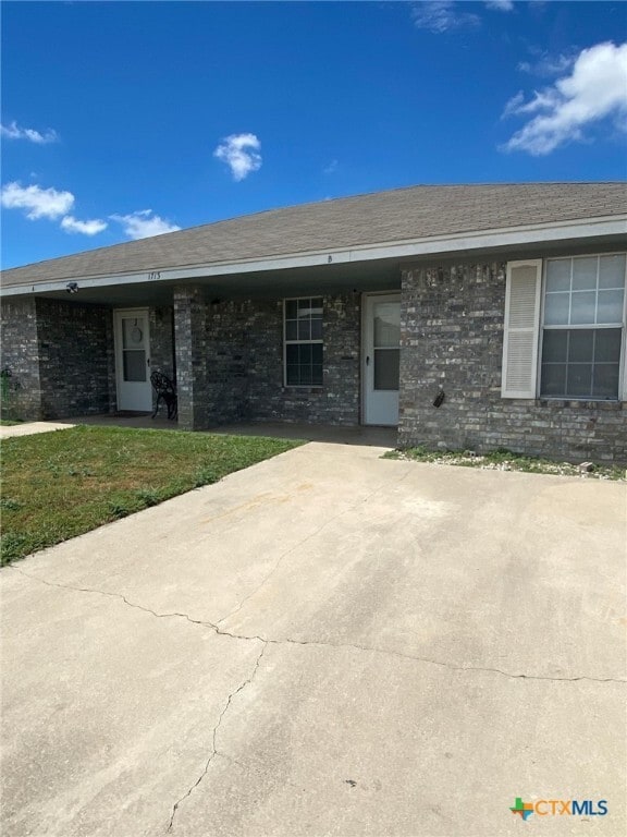 property at 1713 Windward Dr