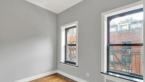 209 E 25th St in New York, NY - Building Photo - Building Photo