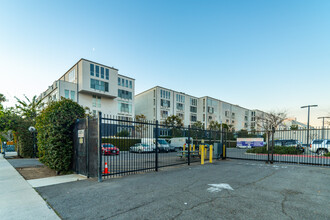 WestEnd - Residential Condomiums in Marina Del Rey, CA - Building Photo - Building Photo