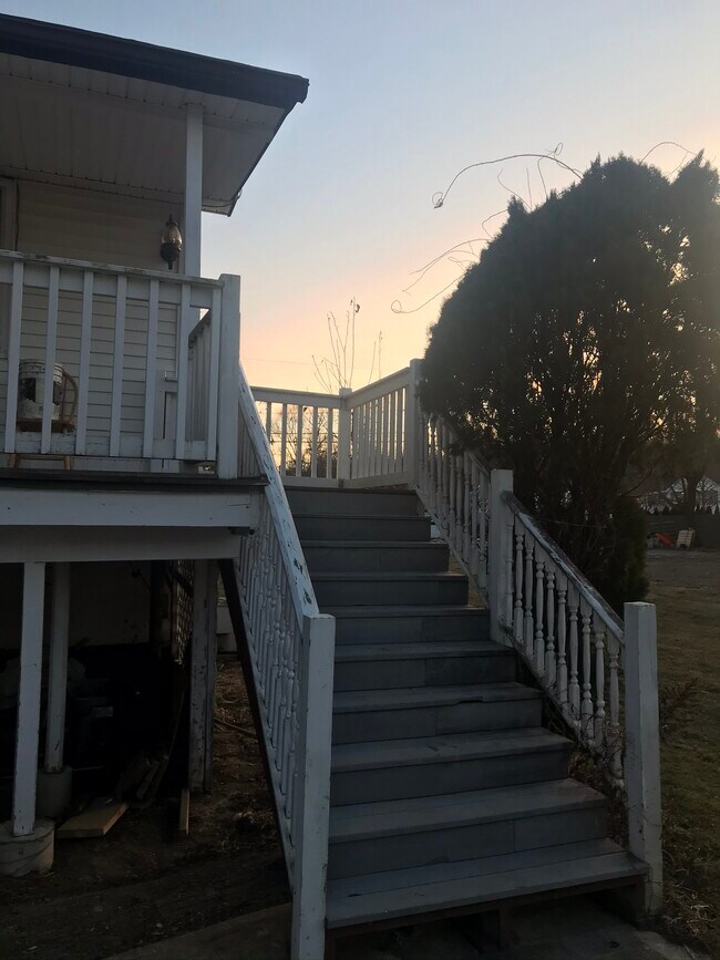 3 Polizzi Dr Rentals in Marlboro, NY