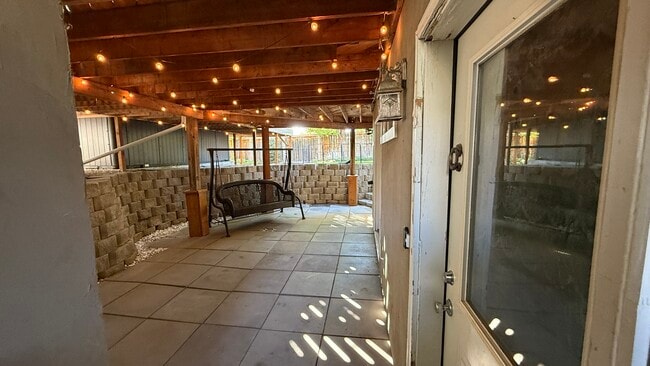 3915 Timpview Dr, Unit Basement in Provo, UT - Building Photo - Building Photo