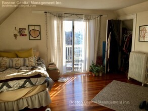 91 Wallingford Rd, Unit 3 in Boston, MA - Building Photo - Building Photo