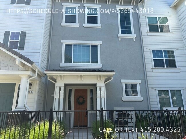 360 Pear Tree Ter in Napa, CA - Building Photo - Building Photo