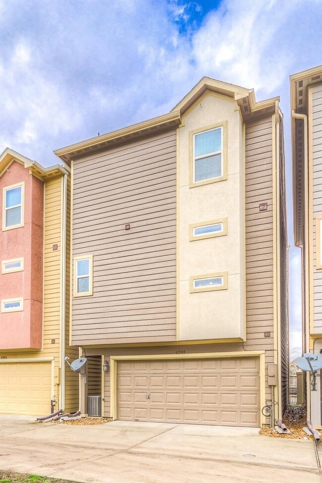 property at 4208 Old Spanish Trl