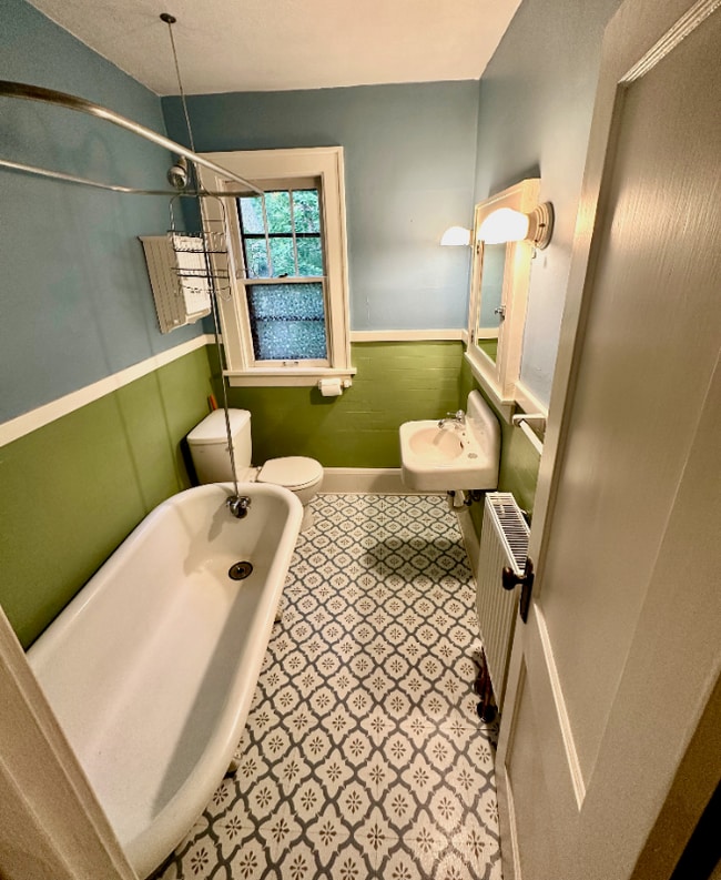 property at 931 Ashland Ave