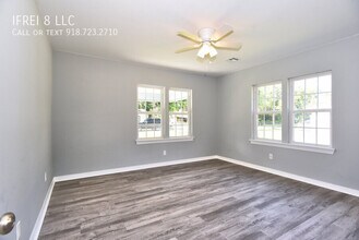 3803 W Admiral Blvd in Tulsa, OK - Building Photo - Building Photo