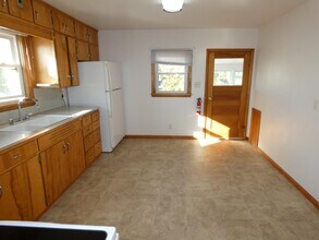 137 N Wacouta Ave in Prairie Du Chien, WI - Building Photo - Building Photo