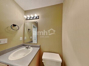 5657 Valhalla Way in Indianapolis, IN - Building Photo - Building Photo
