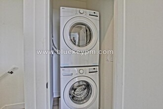 1526 N Watts St in Portland, OR - Building Photo - Building Photo