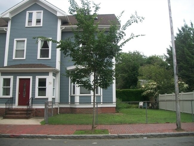 34 Magazine St, Unit #1