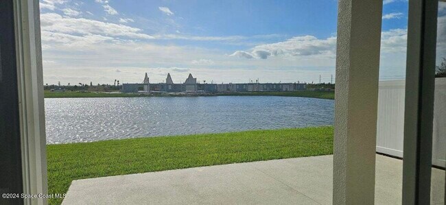 2988 Pangea Cir in Melbourne, FL - Foto de edificio - Building Photo