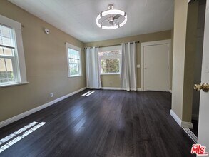 367 N Avenue 52 in Los Angeles, CA - Building Photo - Building Photo