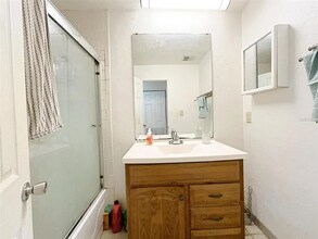 2811 SW Archer Rd in Gainesville, FL - Building Photo - Building Photo
