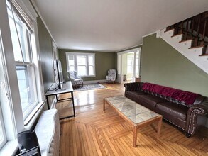 1168 Grafton St in Worcester, MA - Building Photo - Building Photo