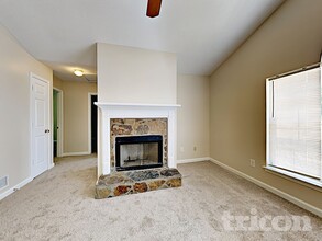 2218 Alyssa Ct in Lithia Springs, GA - Building Photo - Building Photo