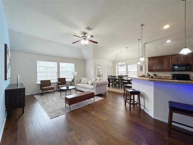 2041 Matador Ranch Rd in Fort Worth, TX - Building Photo - Building Photo