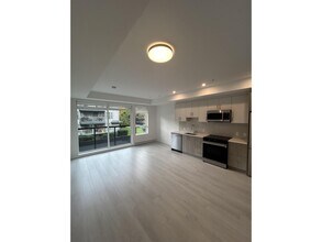 13858-13108 E20X in Surrey, BC - Building Photo - Building Photo
