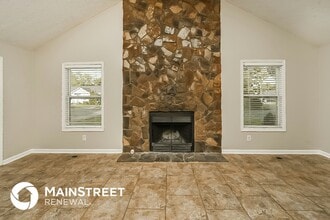 602 Woodcrest Dr in La Vergne, TN - Building Photo - Building Photo