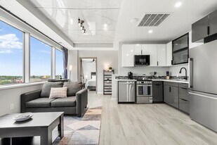 Reese Tower Apartments in Tulsa, OK - Building Photo
