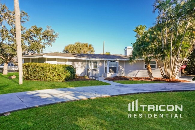 property at 5560 Waneta Pl